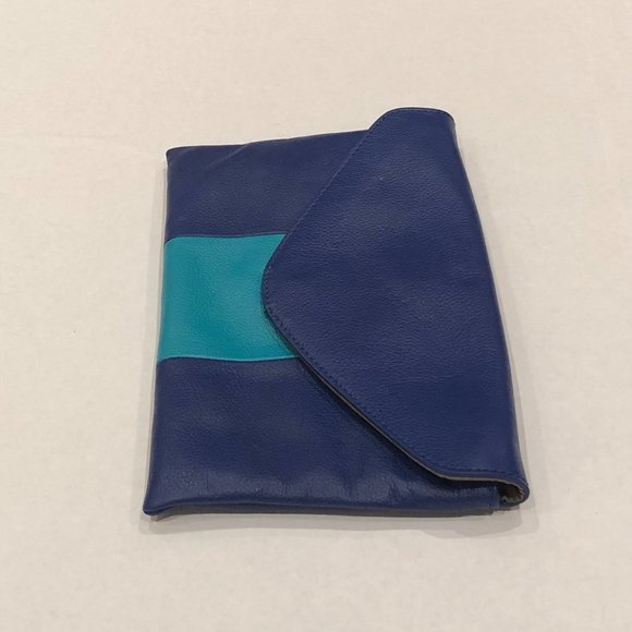 J.CREW 100% Leather Blue Clutch with chain - Picture 9 of 9